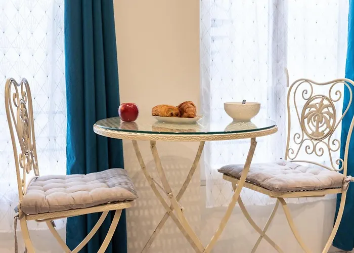 Tamaris Au Coeur Historique De